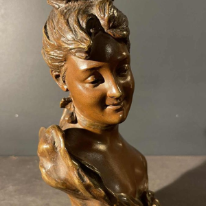 Victor Bruyneel "femme eÂ´leÂ´gante" Sculpture Buste bronze Art Nouveau, ca 1900