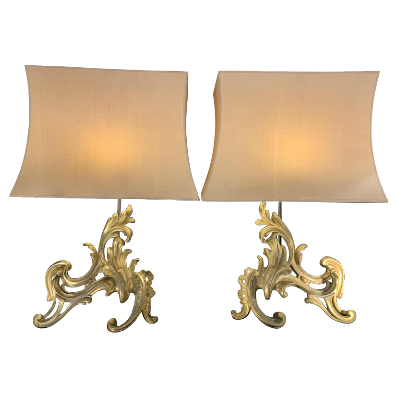 Paire de Grandes Lampes Chenets Louis XV Rocaille en Bronze dorÃ© Ormolu, ca 1750