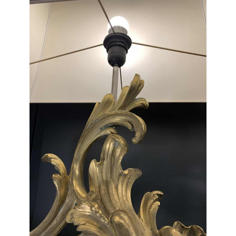 Paire de Grandes Lampes Chenets Louis XV Rocaille en Bronze dorÃ© Ormolu, ca 1750