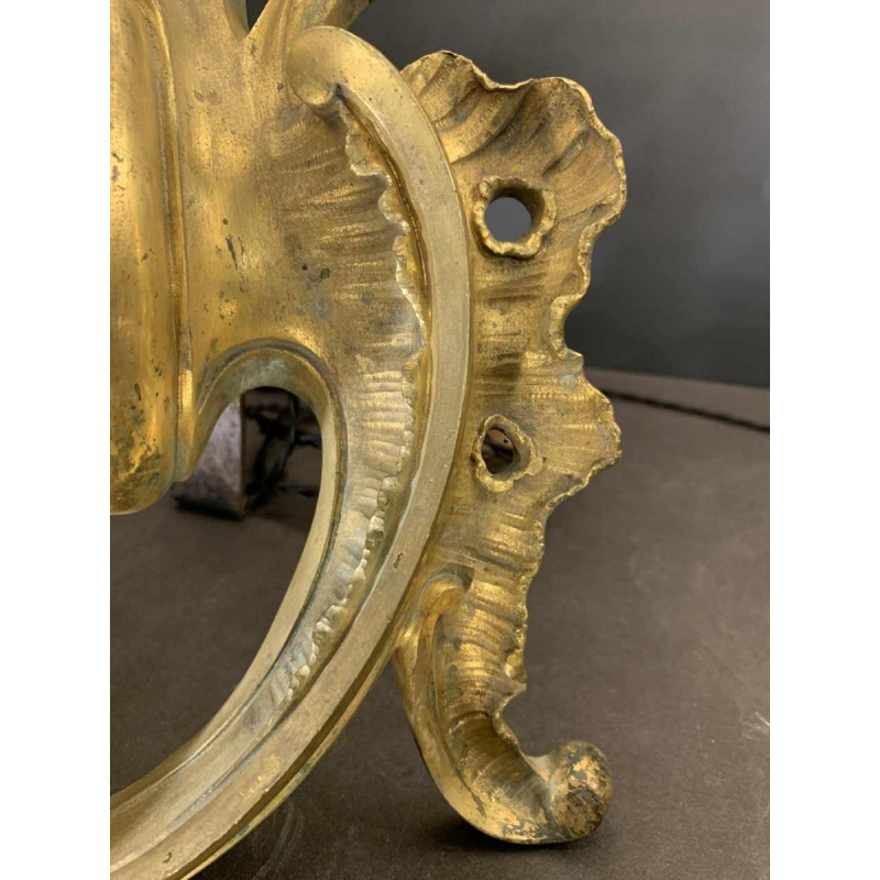 Paar grote Louis XV Rocaille Chenets-lampen, verguld verguld brons, 18e eeuw