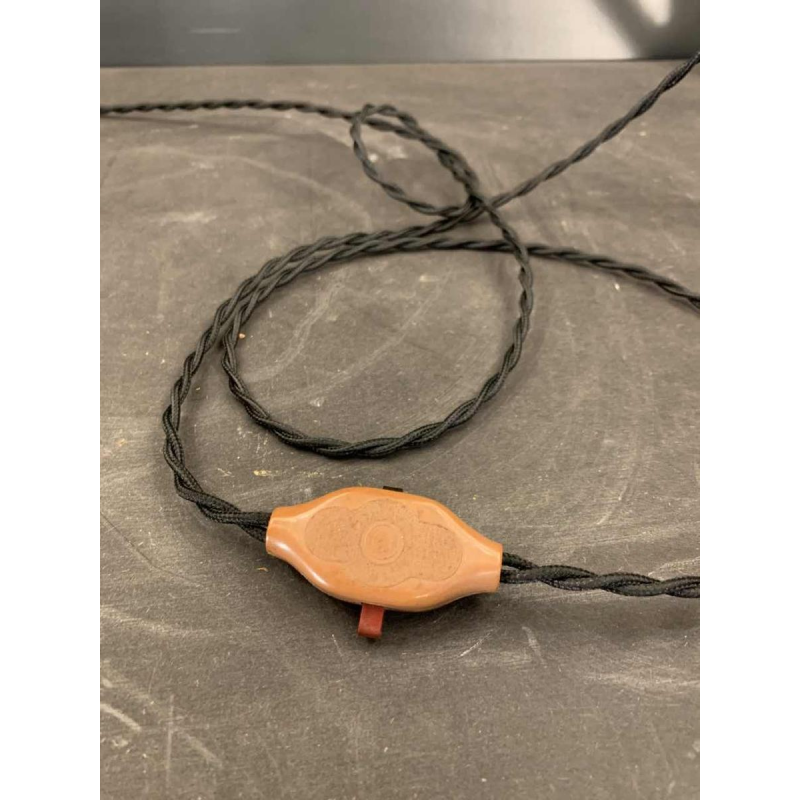 Paar grote Louis XV Rocaille Chenets-lampen, verguld verguld brons, 18e eeuw