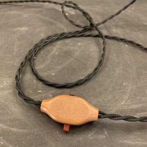 Paire de Grandes Lampes Chenets Louis XV Rocaille en Bronze dorÃ© Ormolu, ca 1750