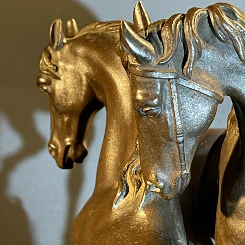 "L'accolade" animal sculpture, bronze animal horse / horses, 19th century