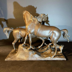 "L'accolade" animal sculpture, bronze animal horse / horses, 19th century