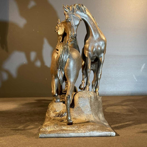 "L'accolade" animal sculpture, bronze animal horse / horses, 19th century