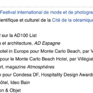 INDIA MAHDAVI 'FANTOMAS' Pair of lamps / floor lamps, Eye-ball design, black lacquered steel, ca 1990