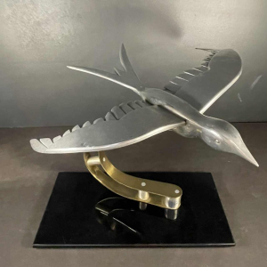Sculpture Animalière Art Déco " Oiseau " Aluminium / Laiton / Acier, ca 1930s
