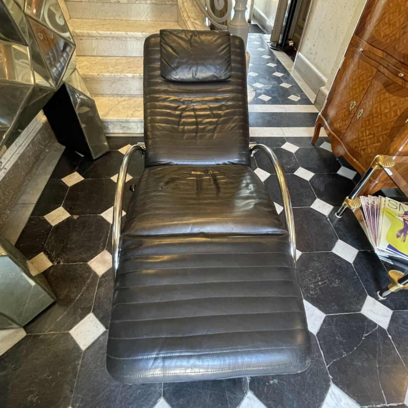 Vintage Chaise longue, leer en verchroomd metaal, Italiaans ontwerp, ca 1970