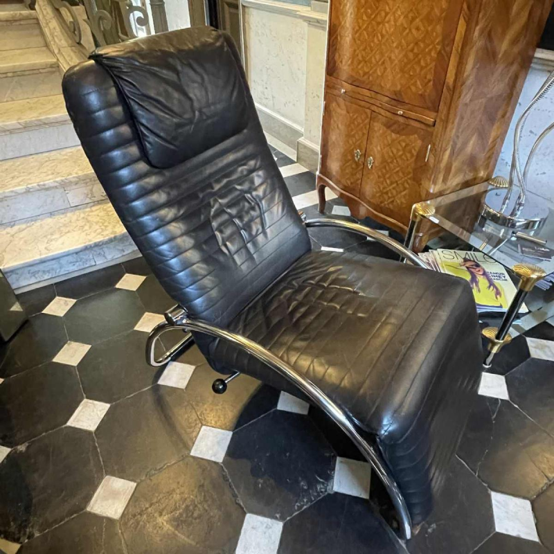 Vintage Leather / Chrome Metal Chaise Longue, Italian Design Lounge Chair 1970