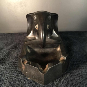 Art Deco GUMMON bakeliet olifant, kantoor set / asbak, omstreeks 1925