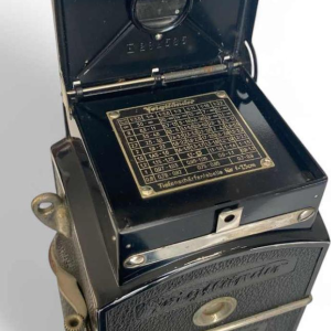 Voigtländer Superb with Skopar Aastigmat 3.5/7.5cm, ca 1935