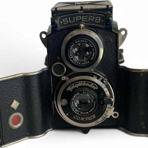 Voigtländer Superb with Skopar Aastigmat 3.5/7.5cm, ca 1935