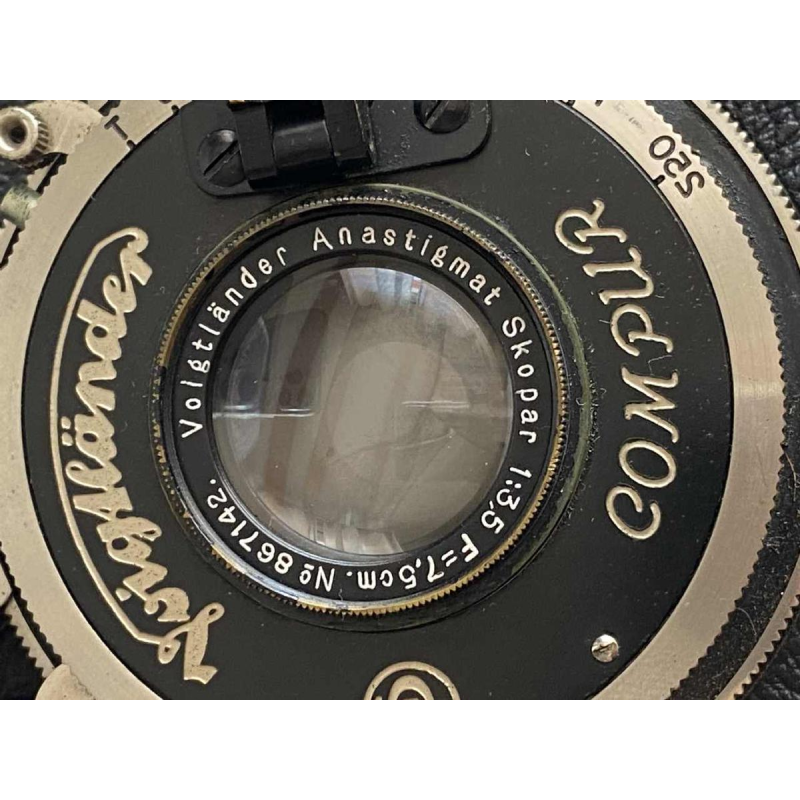Voigtländer Superb with Skopar Aastigmat 3.5/7.5cm, ca 1935