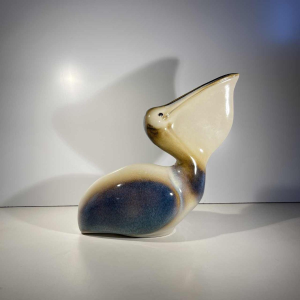 Ljubisa Mišic voor Goebel “Pelican' Bird-sculptuur, polychroom keramiek, Duitsland 1984