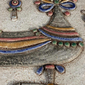 M.H. BATAILLE pour DOUR, grand plat en Céramique " Oiseau Fantastique ", ca 1960