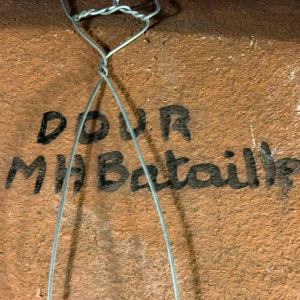 M.H. BATAILLE voor DOUR, grote keramische schaal " Fantastische Vogel ", ca 1960