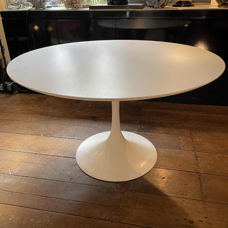 Ensemble Table Ronde et 4 Chaises " Tulipe ", Qualité Top, Knoll ?, 1960/70s