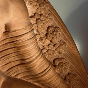 JOE DESCOMPS CORMIER 'Femme nue agenouillée au drapé“ sculpture Art Déco en terre cuite, ca 1910