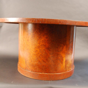 Guéridon "Cylindre" Art Déco en loupe de noyer - circa 1930