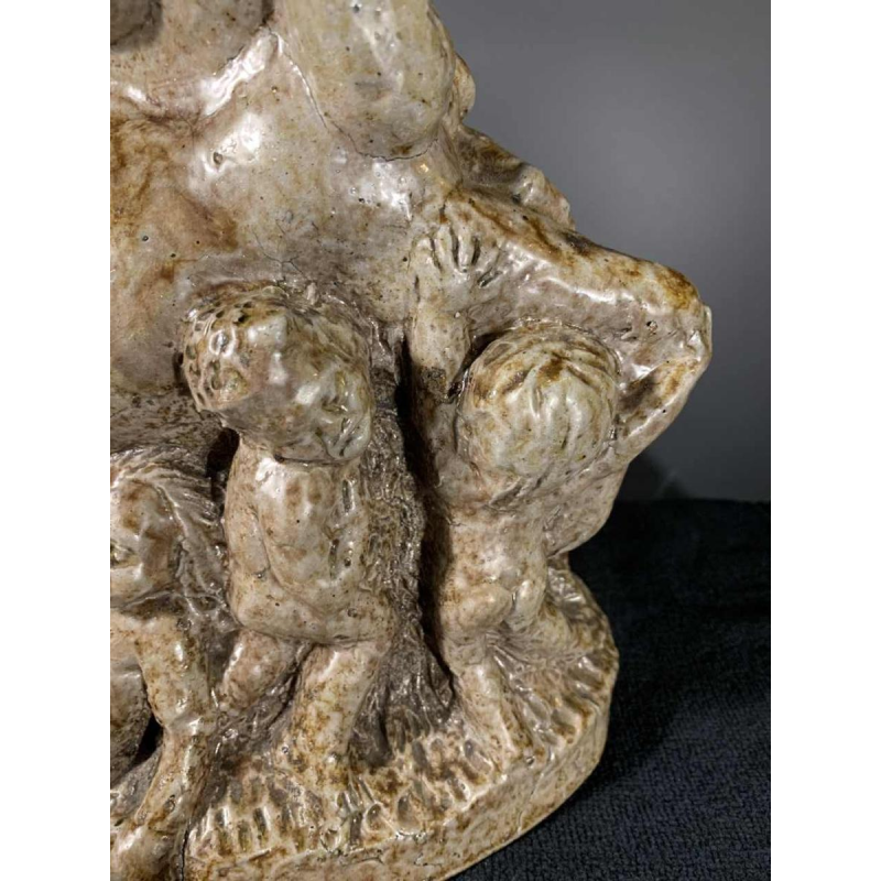 BEESEL TERRACO DRAAK Sint Joris, Sculpture en Grès, Centaure et Putti, ca 1940