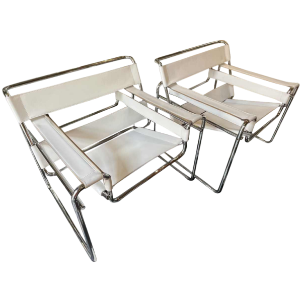 MARCEL BREUER pour GAVINA, " WASSILY B3 " Paire de Fauteuils Cuir et Acier