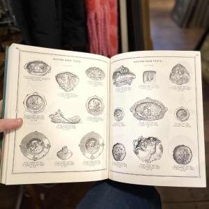 WMF "Vrouw met irissen" N°290 Art Nouveau opengewerkt verzilverd dienblad, ca 1906