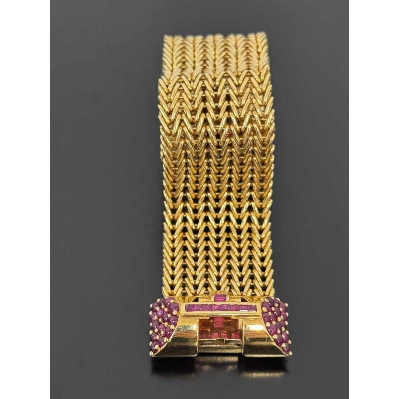 Bracelet en or jaune avec rubis