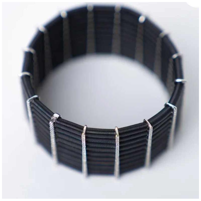 Bracelet 18ct black gold rodhié with diamonds