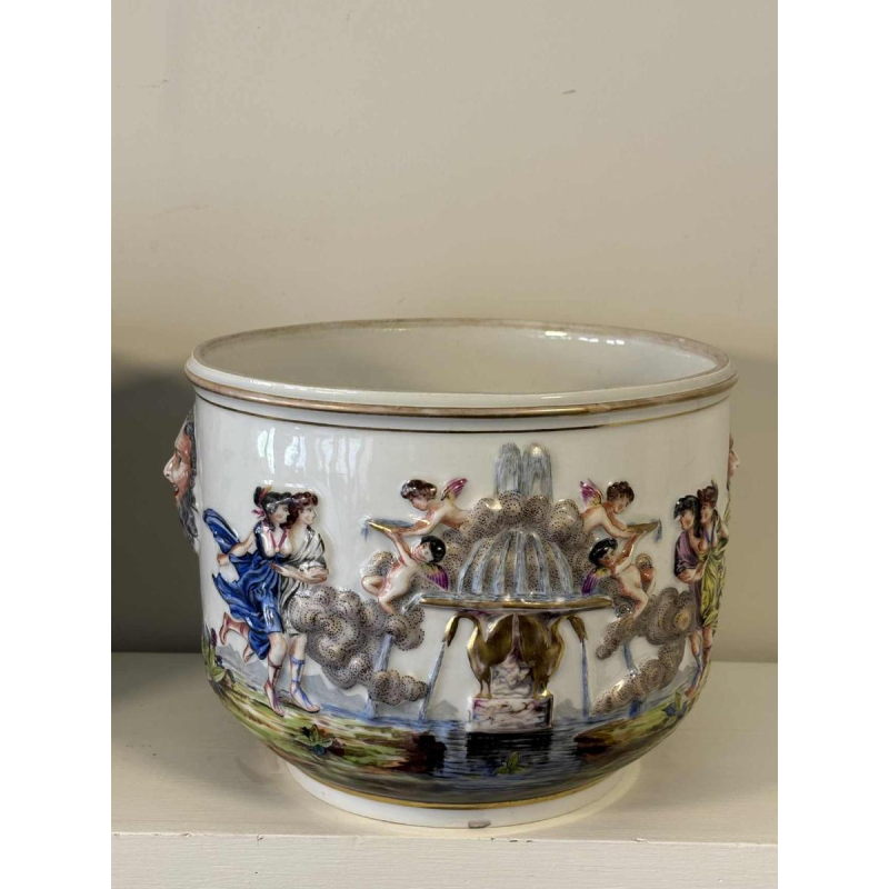 Capodimonte, pair of planters, polychrome enamelled porcelain, antique scenes decoration in bas-relief, 19th c