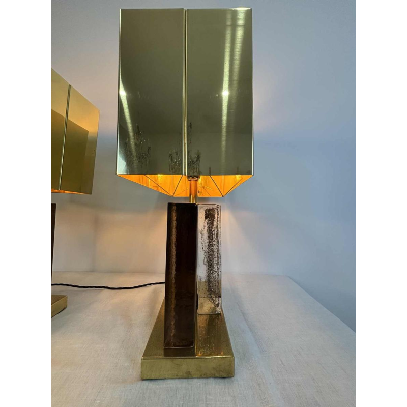 Paire de lampes à poser Hollywood regency, verre de Murano pailleté et laiton doré, Italie 20ème siècle