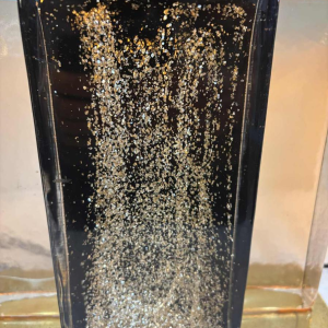 Paire de lampes à poser Hollywood regency, verre de Murano pailleté et laiton doré, Italie 20ème siècle