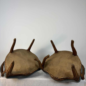 Paar cabriolet fauteuils uit Louis XV periode, Frankrijk 18e eeuw