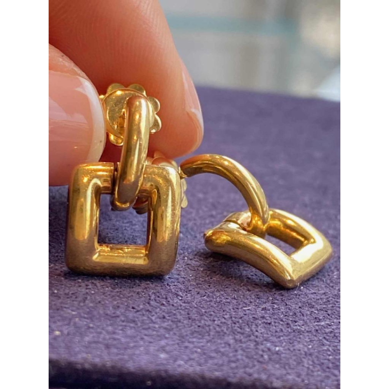 TIFFANY & Co, Earrings in 18K yellow gold