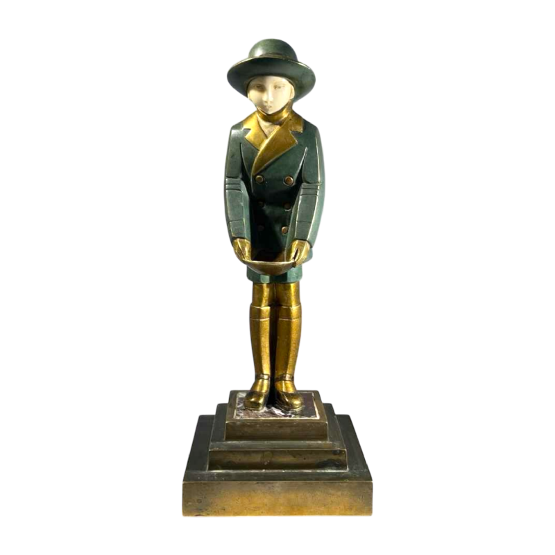 Art Deco chryselephantine sculpture 'Girl with a Basket', bronze with green and gold patina, ca 1930