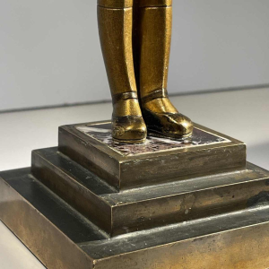 Art Deco chryselephantine sculpture 'Girl with a Basket', bronze with green and gold patina, ca 1930