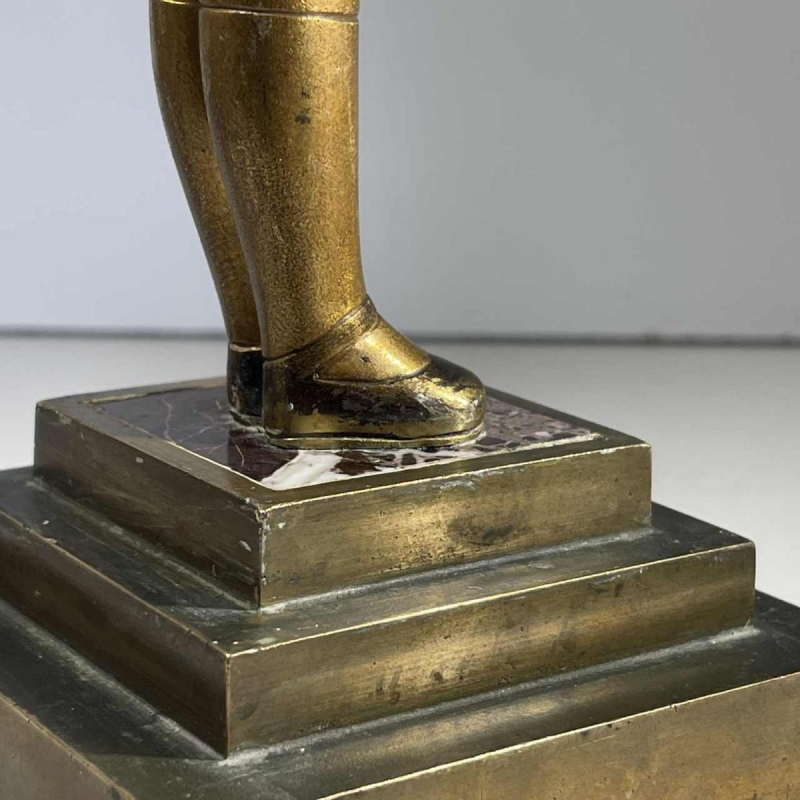 Art Deco chryselephantine sculpture 'Girl with a Basket', bronze with green and gold patina, ca 1930