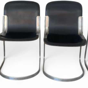 Willy Rizzo pour Cidue, suite de 4 chaises vintage design, cuir noir et acier chromé, ca 1970
