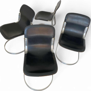 Willy Rizzo for Cidue, suite of 4 vintage designer chairs, black leather and chromed steel, ca 1970