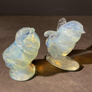 SABINO FRANCE Ensemble 2 Sculptures "Oiseau" Art De´co Verre Opalescent Presse´