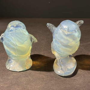 SABINO FRANCE Ensemble 2 Sculptures "Oiseau" Art De´co Verre Opalescent Presse´
