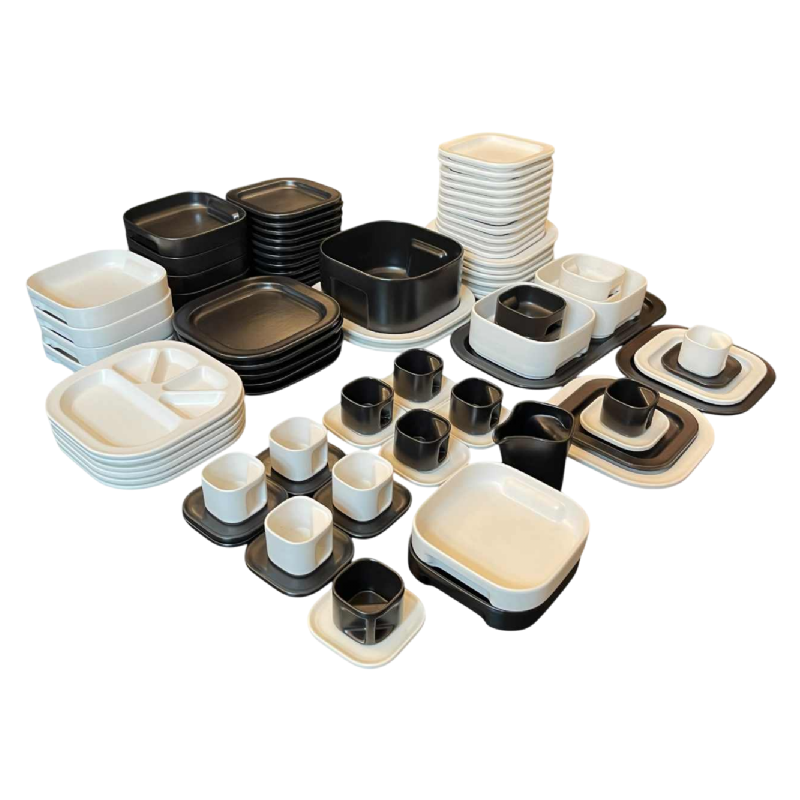 MAKIO HASUIKE by LAVENO RAVELLI “Square“ 88 pc, ceramic dinner & coffee set, ca 1960