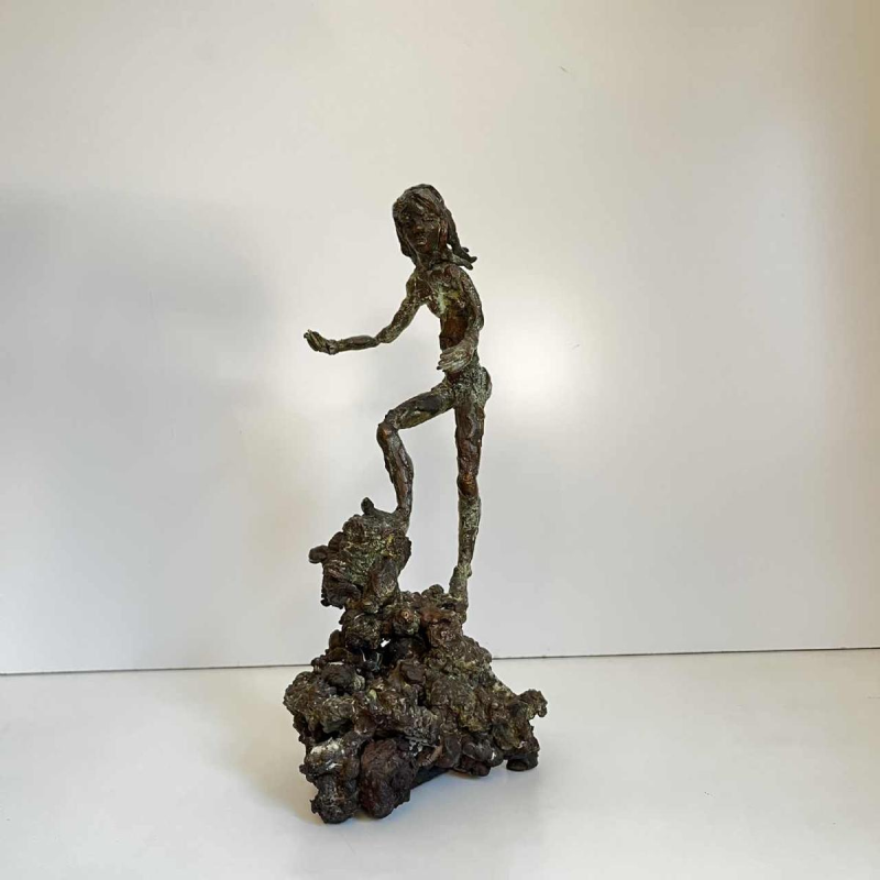 Léon de Pas 'Nu féminin' sculptuur in brons door directe modellering, ca 1980