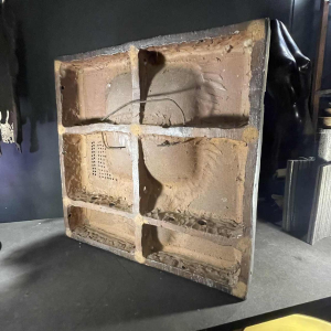 Jean-Michel SAVARY, sculpture céramique / applique murale brutaliste abstraite, gre`s émaillé, 20ème