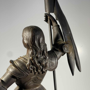 Jeanne d'Arc en armure au Sacre du Roi Charles VII d'après Ingres, sculpture en bronze à patine brune , XIXe s