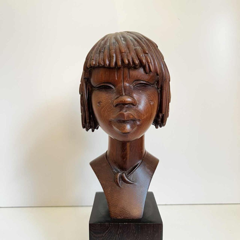 Africanist sculpture 'Scarified bust or face of an African woman' palm wood, ca 1950