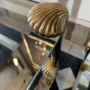 Paar salontafels / nachtkastjes in Hollywood Regency-stijl 'Seashell', jaren 70