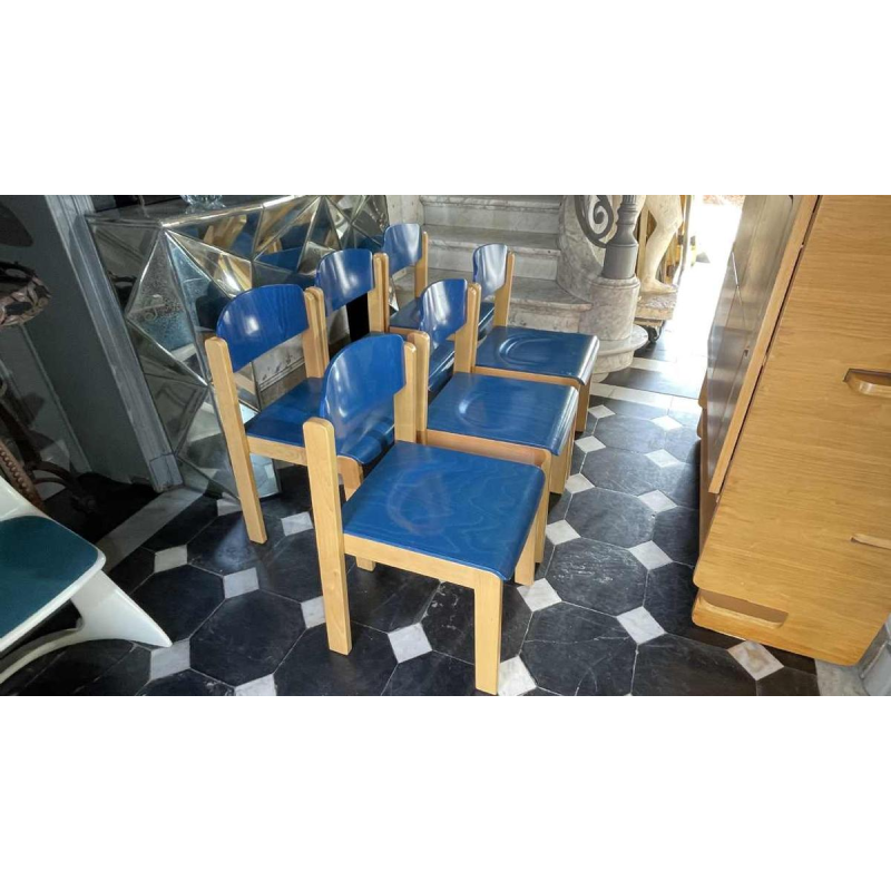 Série de 6 chaises empilables, Design italien, hêtre teinté bleu, ca 1980