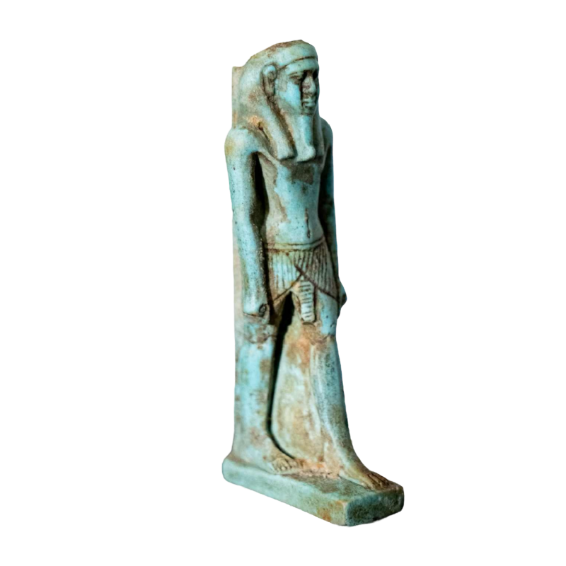 Amulette « Nefertoum » en faïence turquoise verdâtre. Égypte, de la Basse Époque à l’époque ptolémaïque