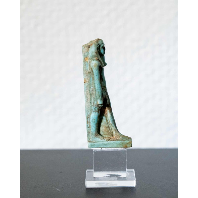 Amulet 'Nefertoum' groenachtig turkoois aardewerk, Egypte, late periode tot Ptolemeïsche periode