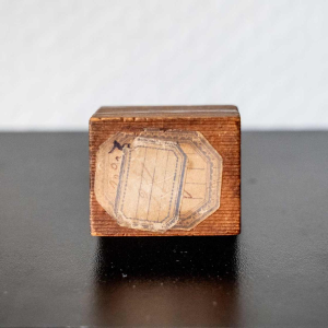 Bronzen beeldje dat de godin Bastet voorstelt Egypte, Late Periode, 664 tot 332 v.Chr.